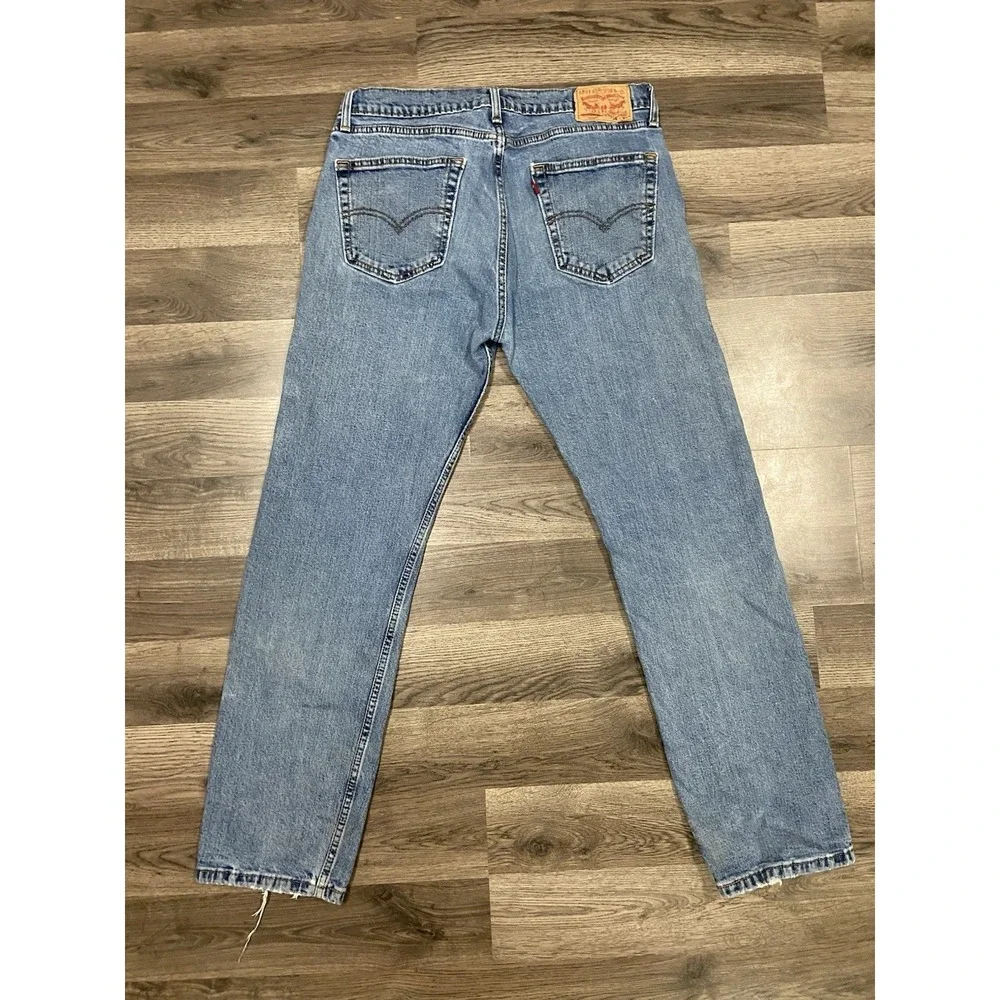 Levi's 505 Jeans Size 34 x 32 Blue‎ Light Wash  Denim Straight Fit